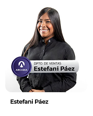 Estefani Páez<br />
